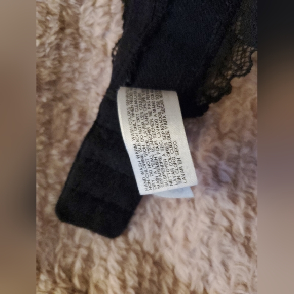 B.tempt'd wireless bra size large lace bralett - Picture 4 of 9